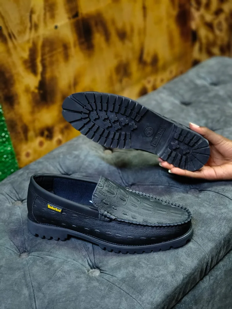 CLASSIC TIMBERLAND CROCODILE-EMBOSSED LEATHER LOAFER