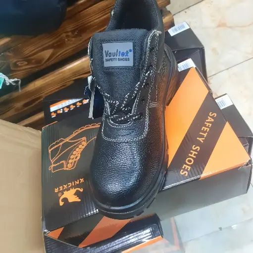 PREMIUM VAULTEX  SAFETY BOOTS