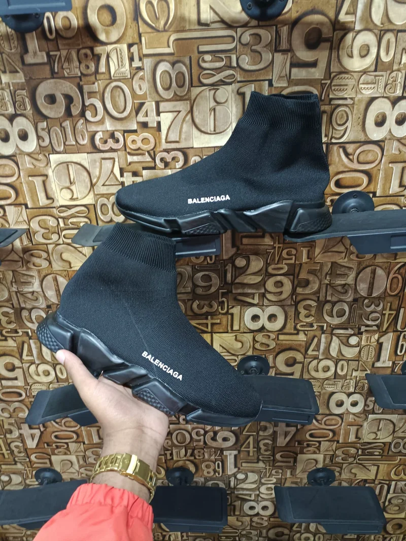 Balenciaga All Black Sneakers