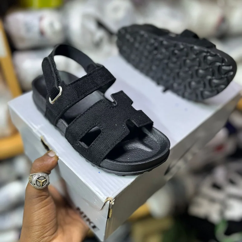 BLACK  STRAP KIDS HERMES SANDALS