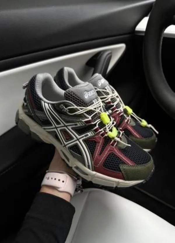 BLACK -GREY ASICS GEL-KAHANA 8 MARATHON RUNNING SNEAKERS