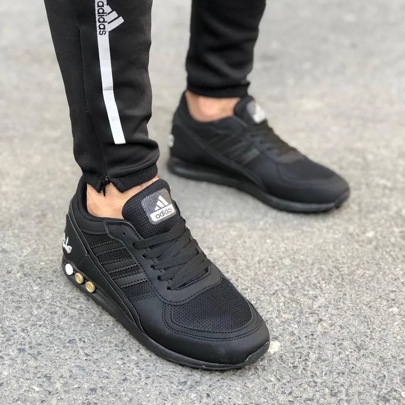 Black Adidas LA Trainer