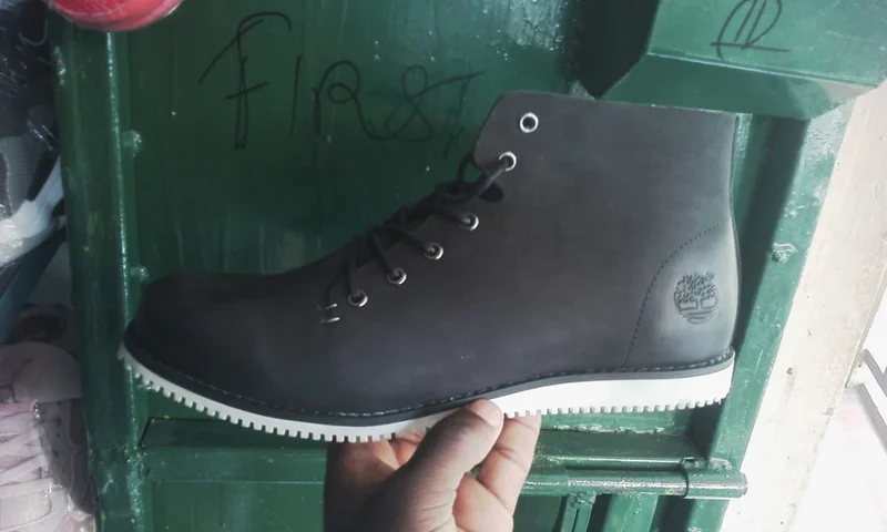 Black Timberland Leather Vibram Boots